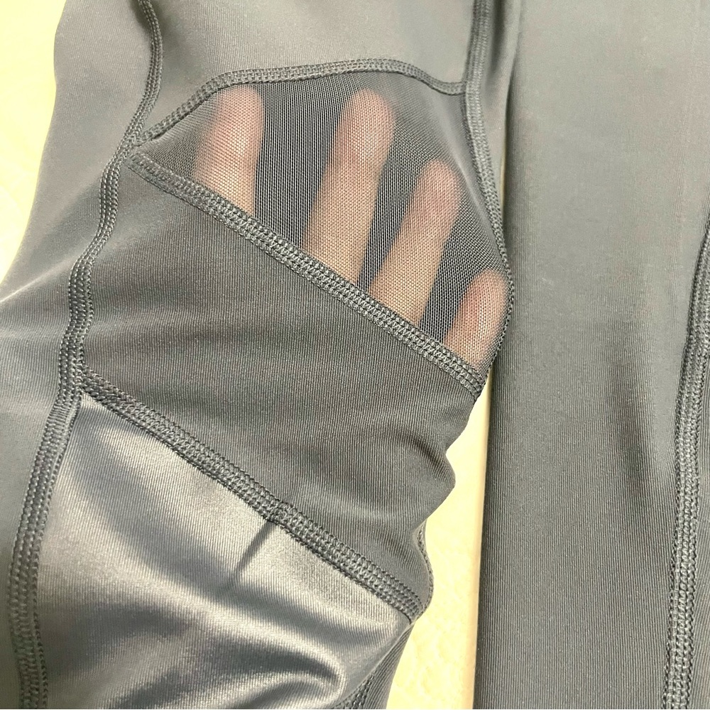 NWT 90 DEGREE BY REFLEX LEGGINGS with MESH & NYLON INSERTS in NIGHT SHADOW COLOR - Picture 9 of 13